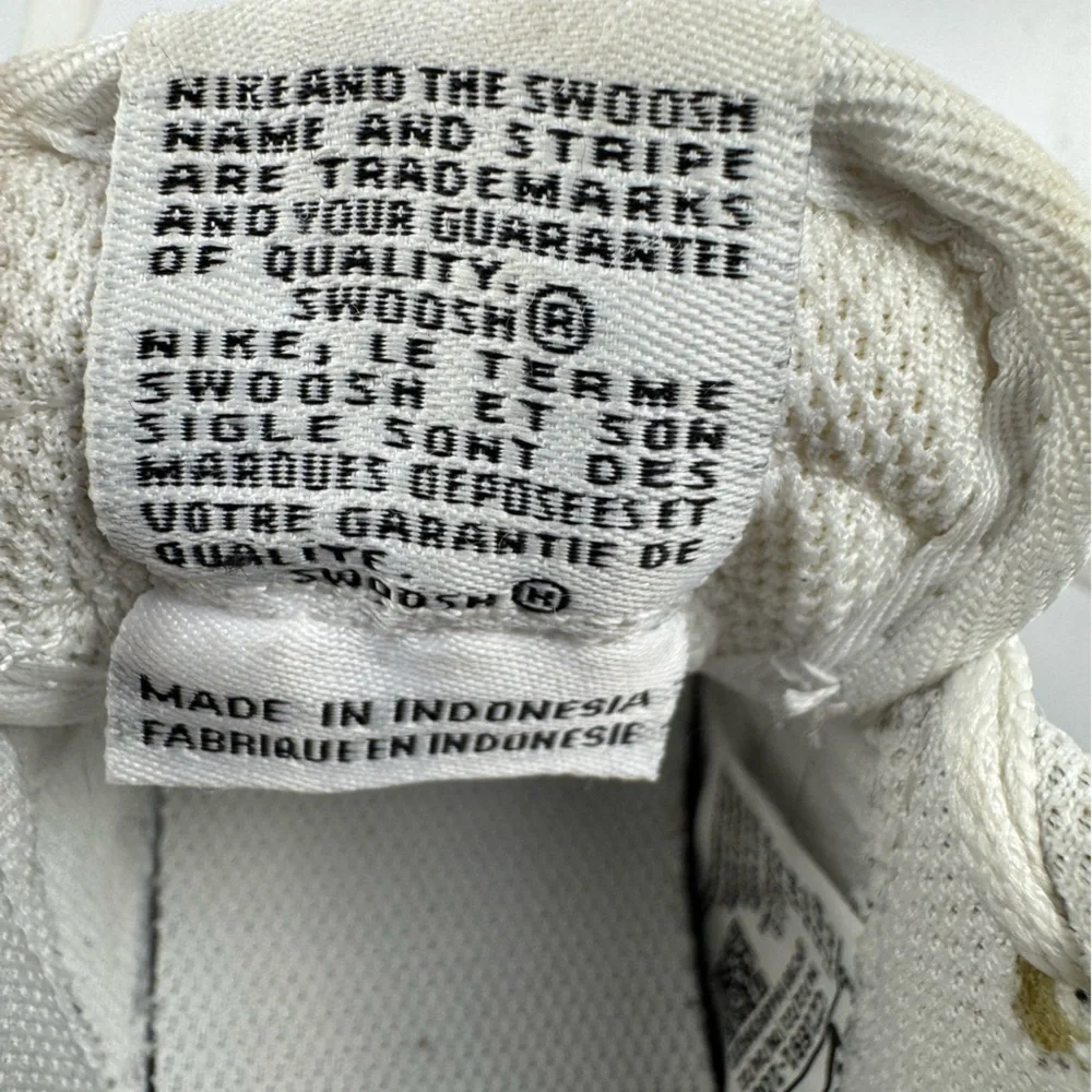 Nike comfortable sneakers